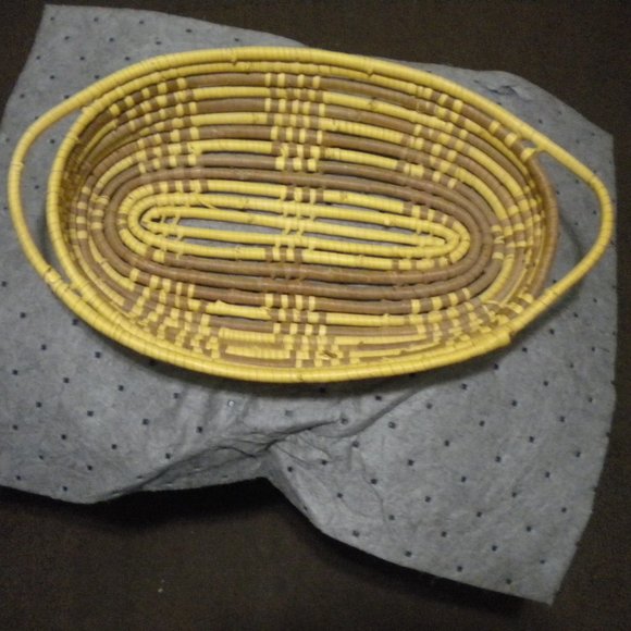 Vintage Two Tone Oval Basket